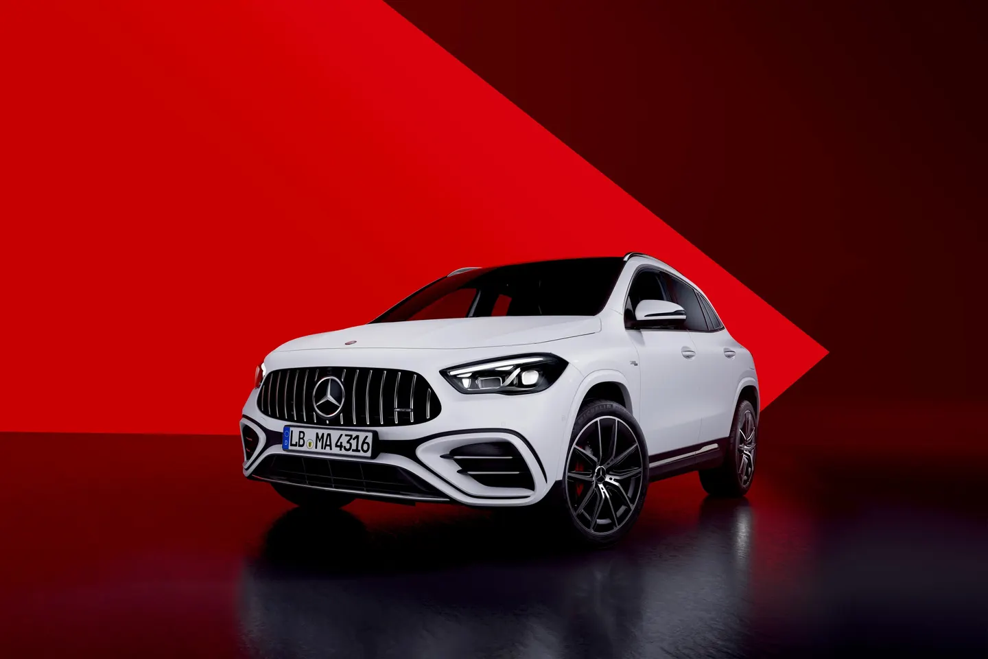 Mercedes-AMG GLA 35