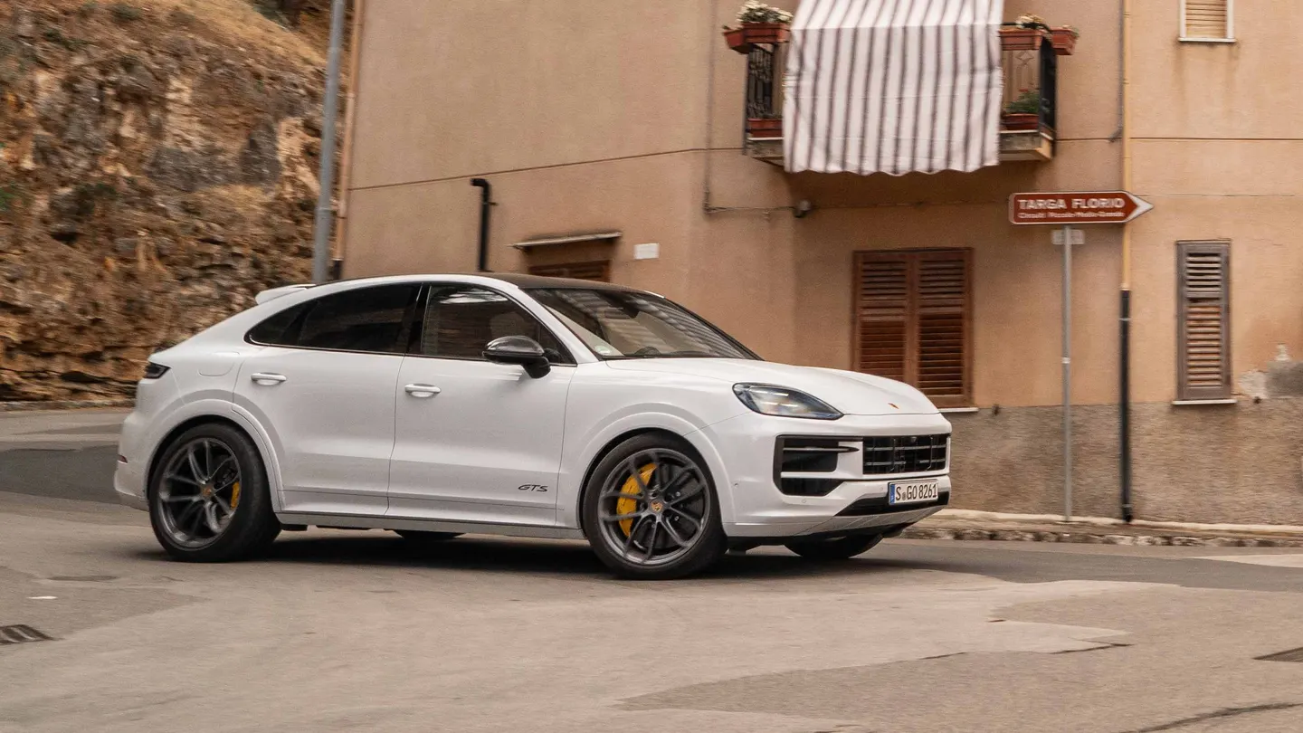 Porsche Cayenne GTS Coupé